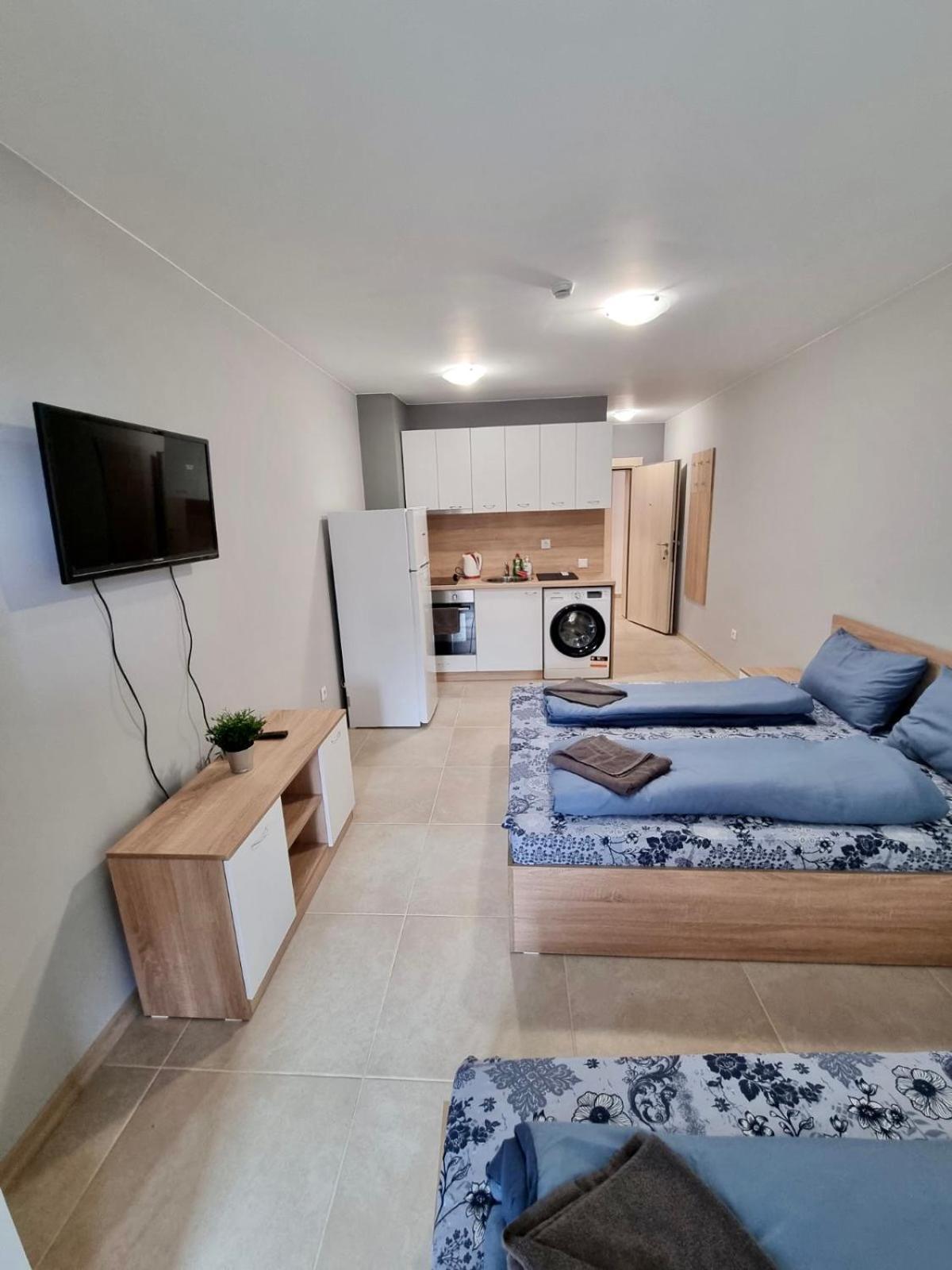 Best Family Apartments & Private Parking 소피아 외부 사진